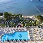 Azka Θέρετρο 5*