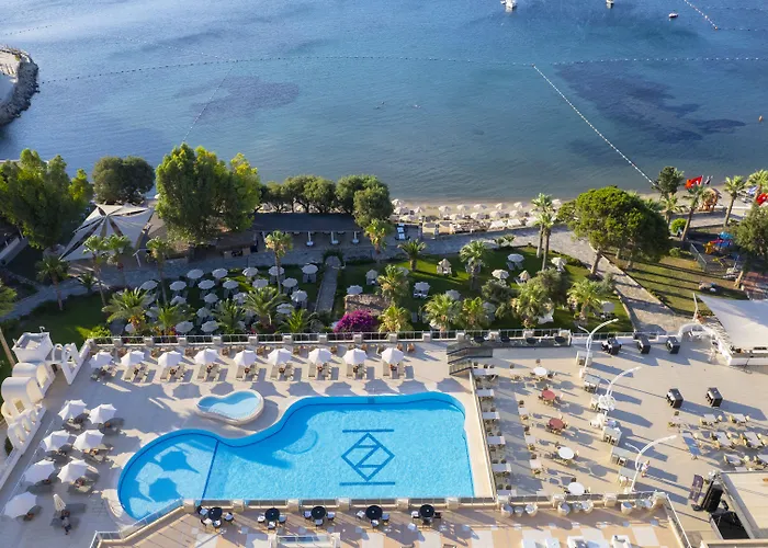 Azka Resort 5*