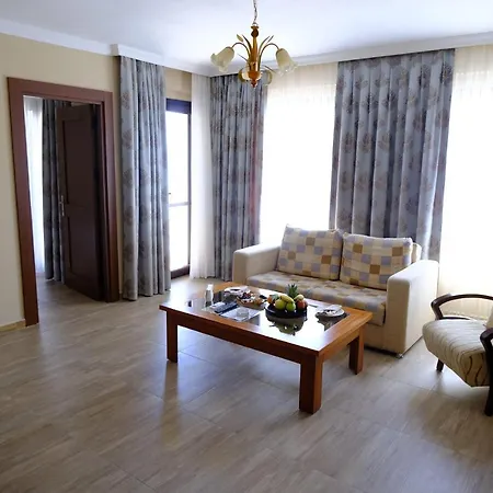 Azka Complex 5*