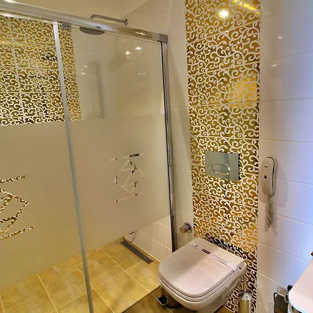 Azka Complex 5*