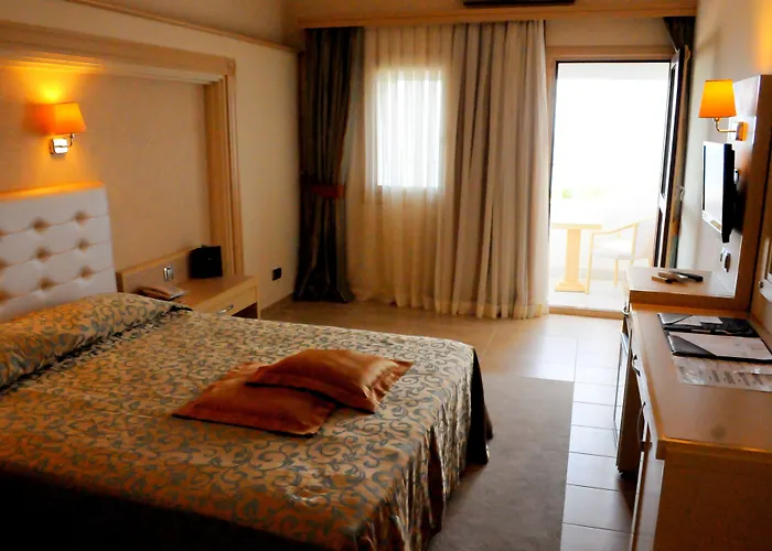 Курортный комплекс Azka 5*