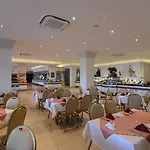 Resort Azka 5*